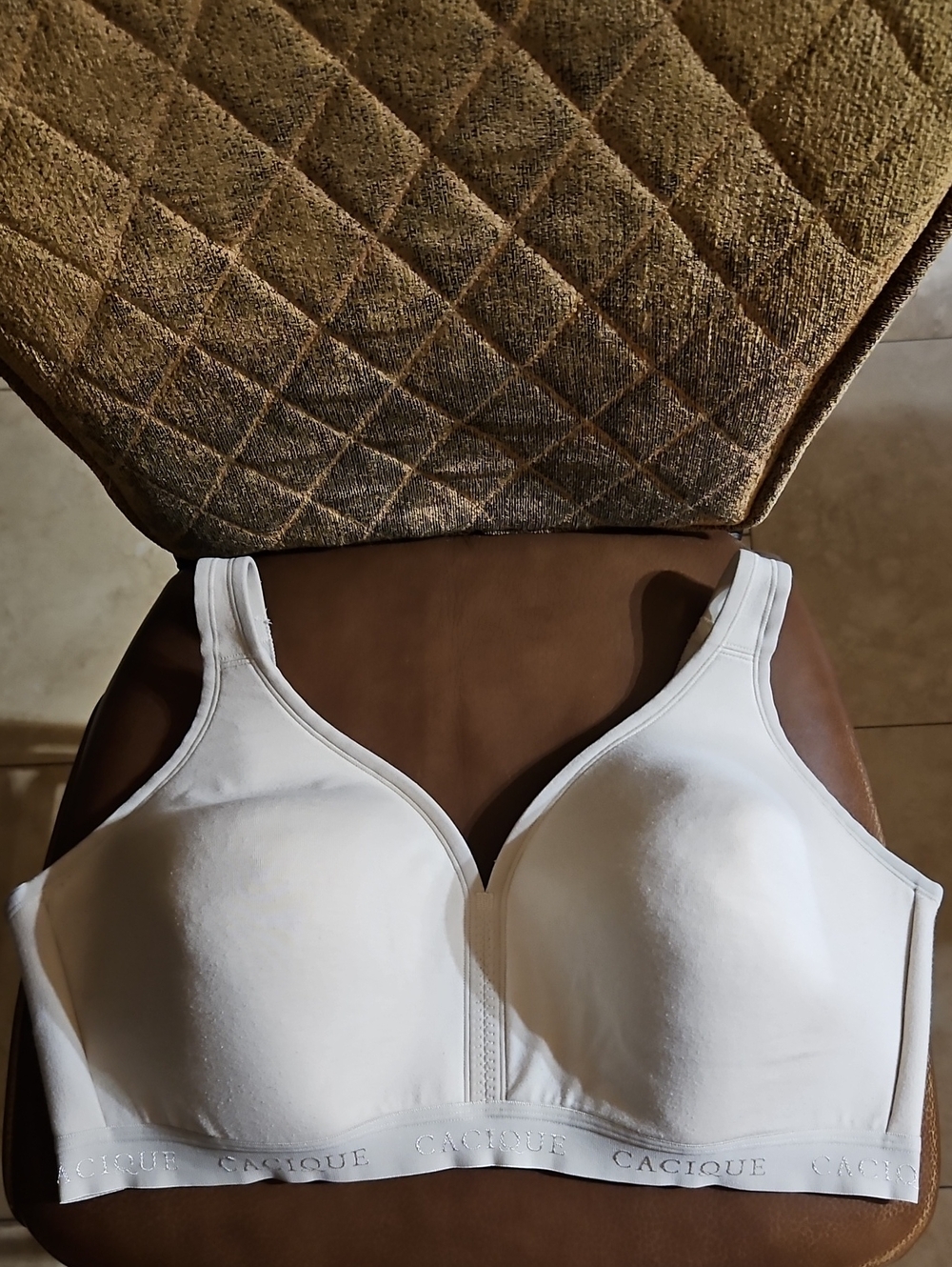 Cacique Lane Bryant Lightly Lined No Wire T-Shirt Bra Cream